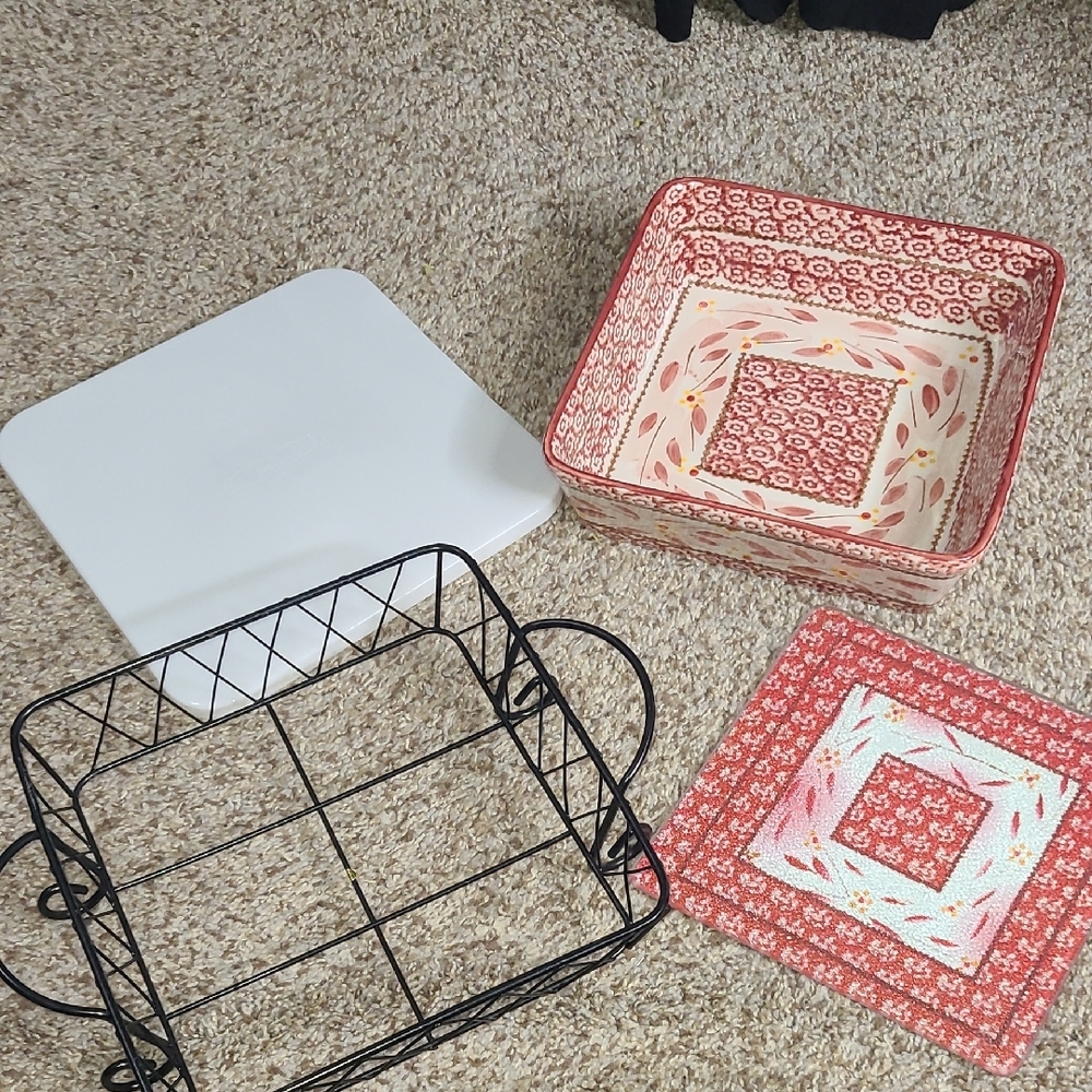 Temptations Red and White 2.5 Quart Ovenware Set 4 Piece